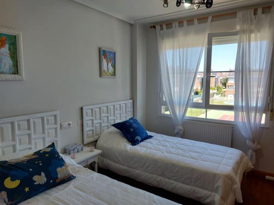 Chalet Urbano En Salamanca サンタ・マルタ・デ・トルメス エクステリア 写真